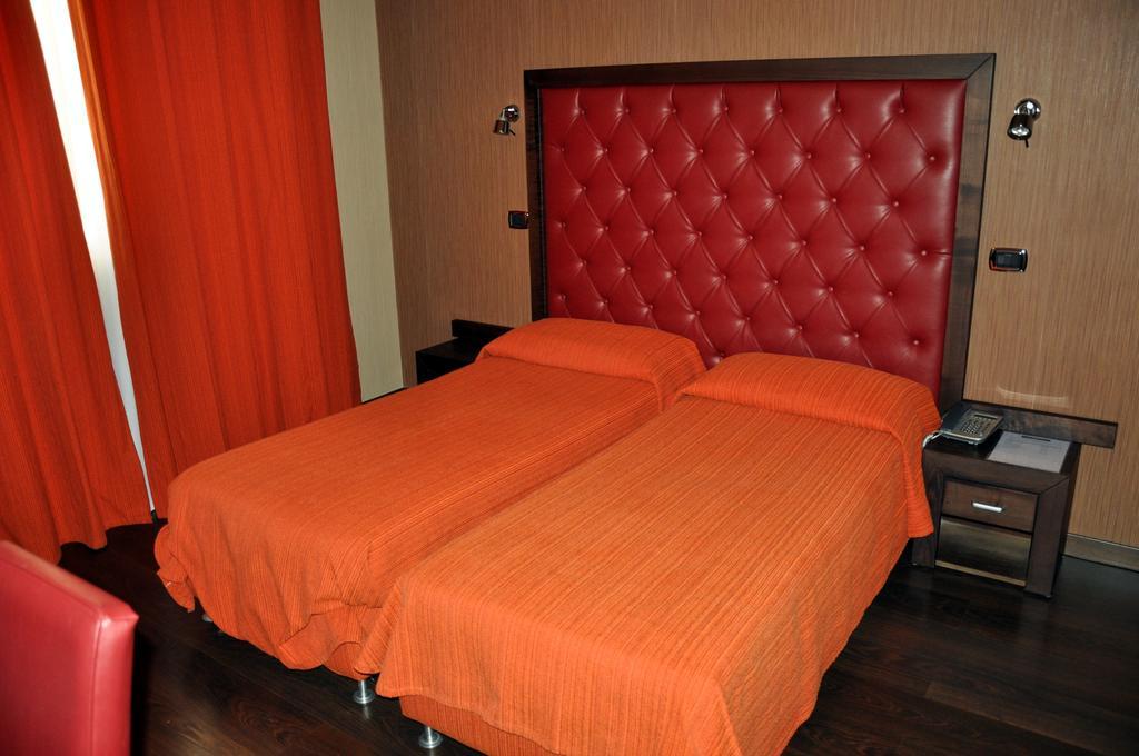 Hotel Fontana Del Re Ariano Irpino Phòng bức ảnh